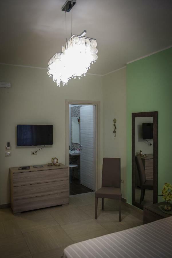 Le Fontane Del Re Bed & Breakfast Касерта Екстериор снимка