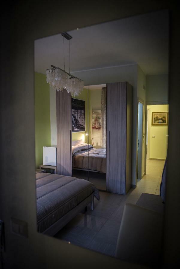 Le Fontane Del Re Bed & Breakfast Касерта Екстериор снимка